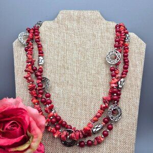 Premier Designs Red Beaded Statement Necklace Chip Stones & Silver Tone Floral